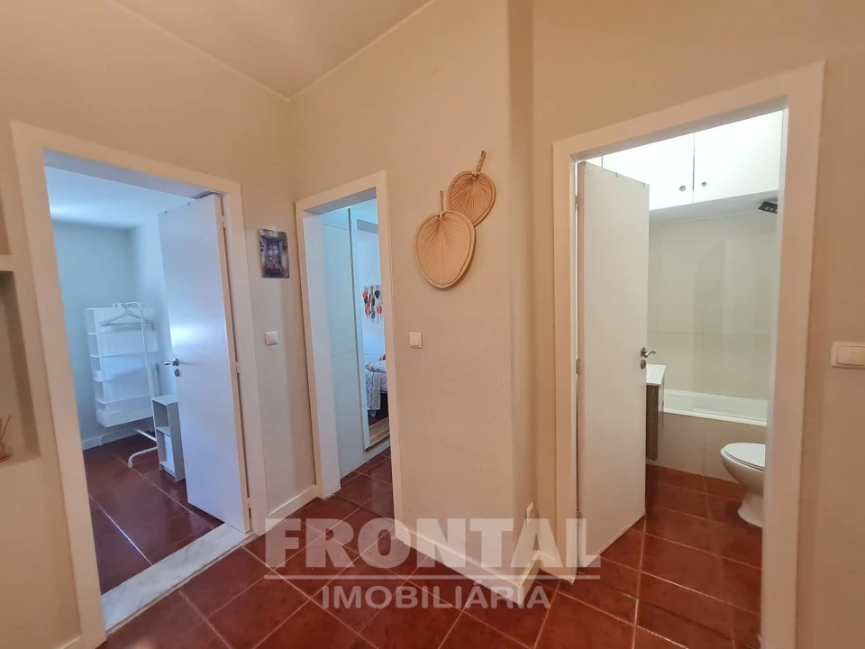 Apartamento T2 para Venda em Bonfim Foto 1