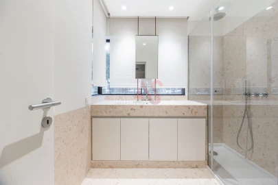 Apartamento T2 para Venda em Aldoar, Foz do Douro e Nevogilde