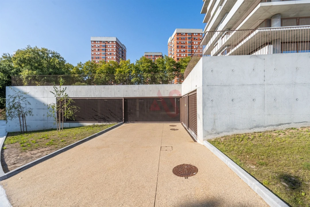 Apartamento T2 para Venda em Aldoar, Foz do Douro e Nevogilde Foto 3