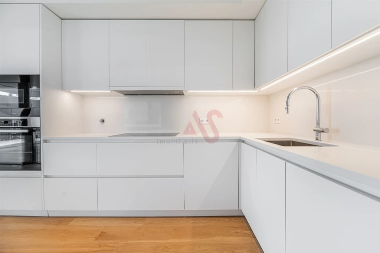 Apartamento T2 para Venda em Aldoar, Foz do Douro e Nevogilde Foto 11