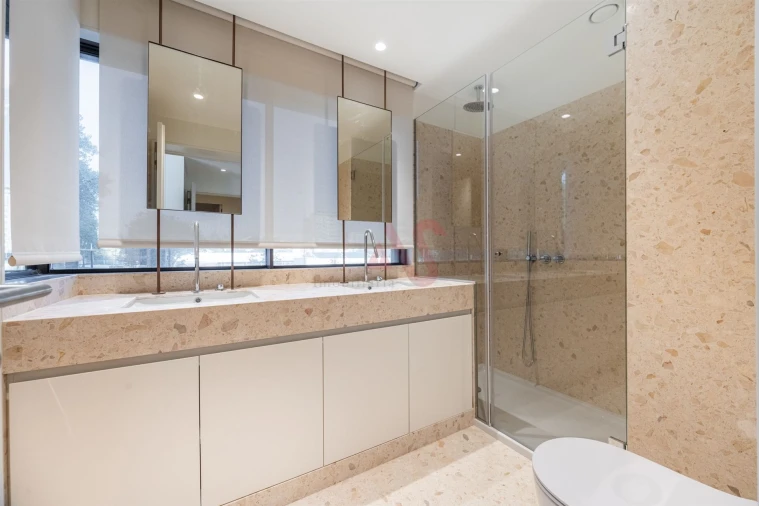 Apartamento T2 para Venda em Aldoar, Foz do Douro e Nevogilde Foto 28