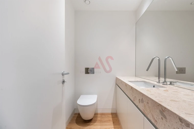 Apartamento T2 para Venda em Aldoar, Foz do Douro e Nevogilde Foto 19