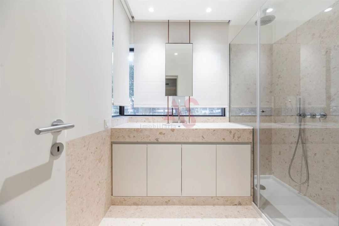 Apartamento T2 para Venda em Aldoar, Foz do Douro e Nevogilde Foto 30