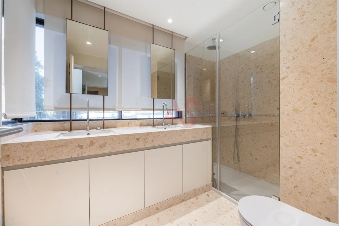 Apartamento T2 para Venda em Aldoar, Foz do Douro e Nevogilde Foto 28