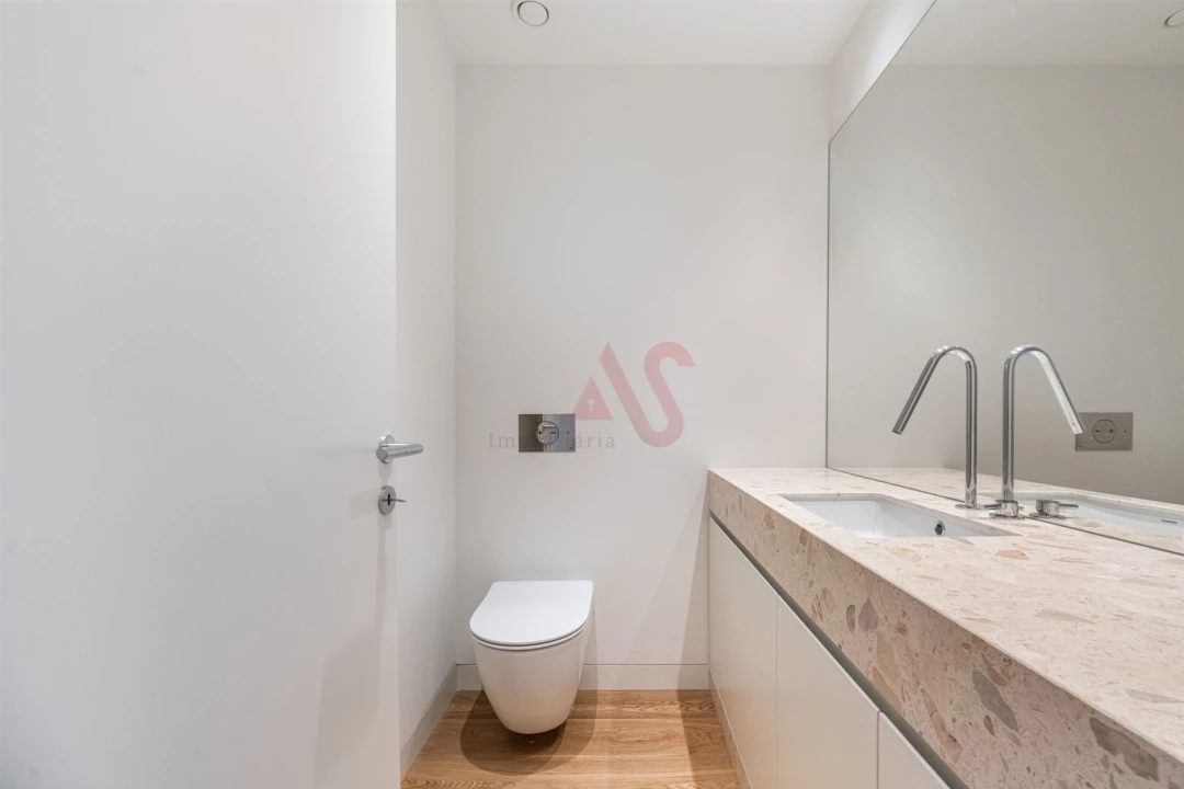 Apartamento T2 para Venda em Aldoar, Foz do Douro e Nevogilde Foto 19
