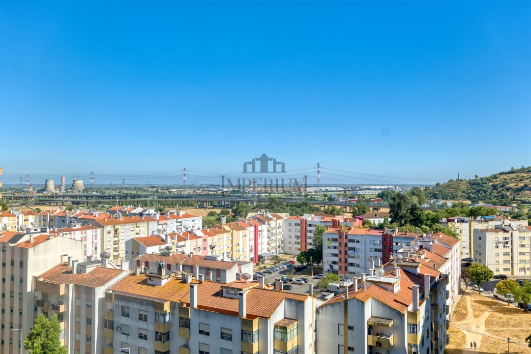 Apartamento T2 para Venda em Carregado e Cadafais Foto 42