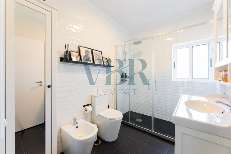 Moradia T4 para Venda em Este (São Pedro e São Mamede) Foto 8