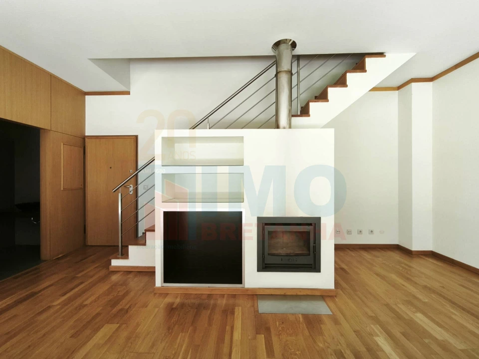 Apartamento T2 para Venda em Lousã e Vilarinho Foto 3