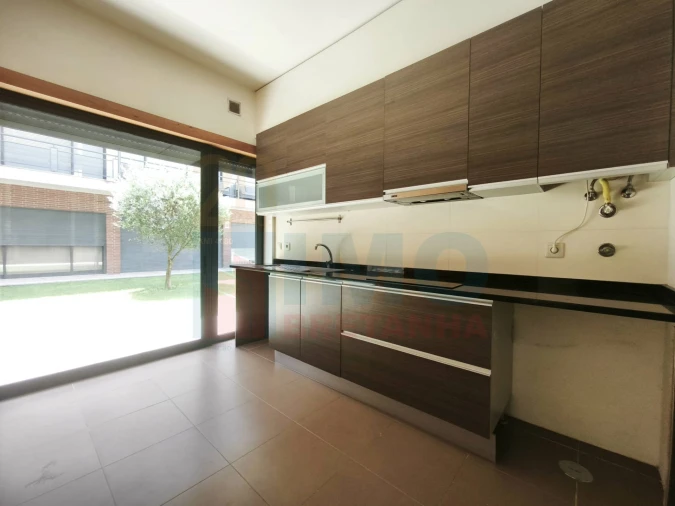 Apartamento T2 para Venda em Lousã e Vilarinho Foto 11