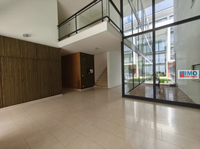 Apartamento T2 para Venda em Lousã e Vilarinho Foto 24