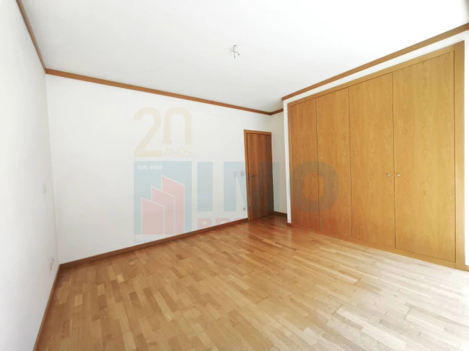 Apartamento T2 para Venda em Lousã e Vilarinho Foto 15