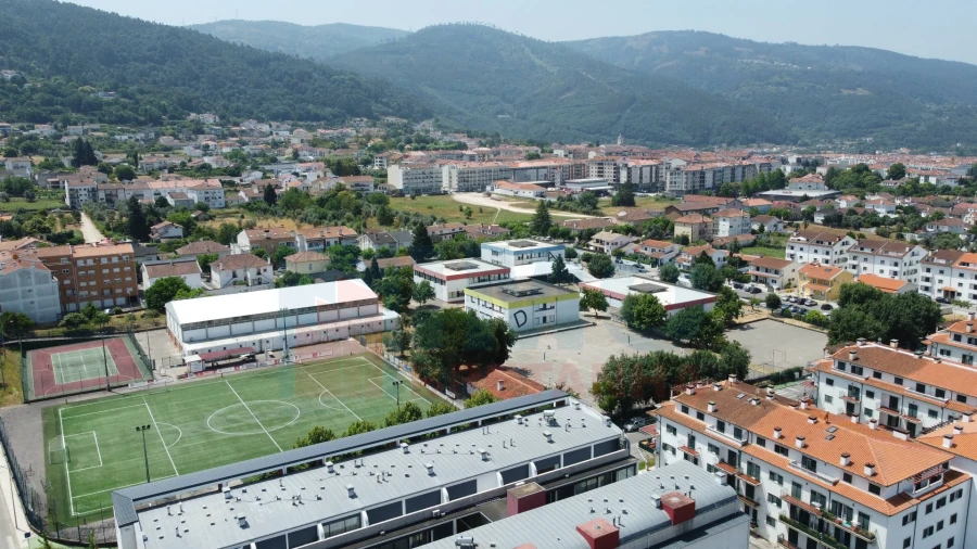 Apartamento T2 para Venda em Lousã e Vilarinho Foto 34