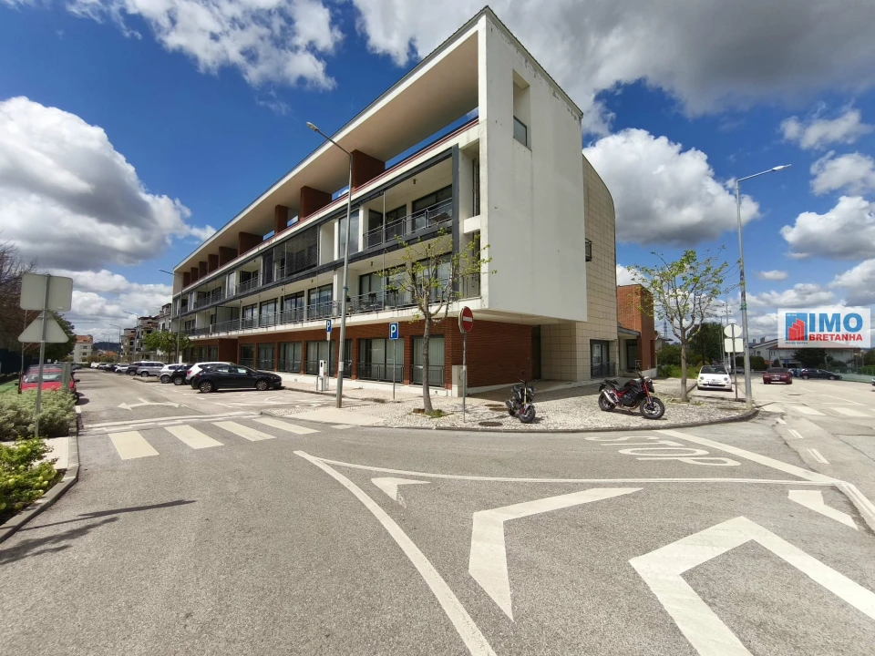 Apartamento T2 para Venda em Lousã e Vilarinho Foto 1