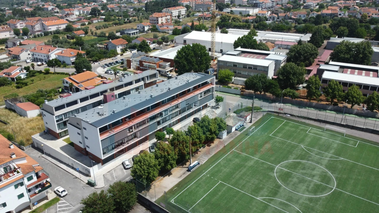 Apartamento T2 para Venda em Lousã e Vilarinho Foto 33