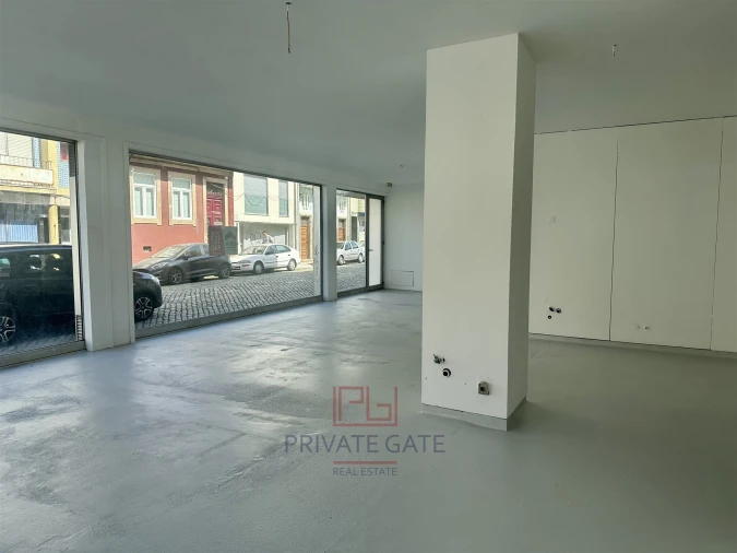 Loja para Arrendamento em Paranhos Foto 19