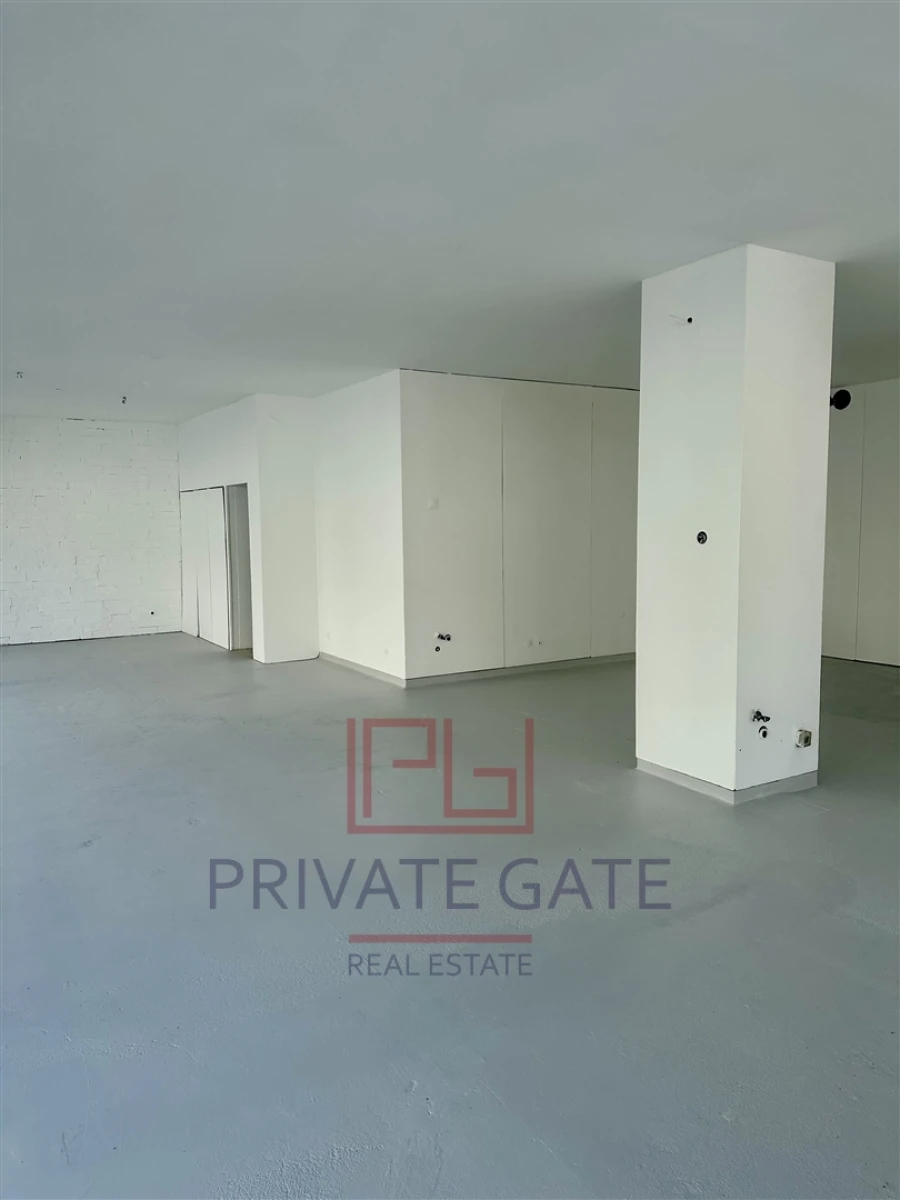 Loja para Arrendamento em Paranhos Foto 11