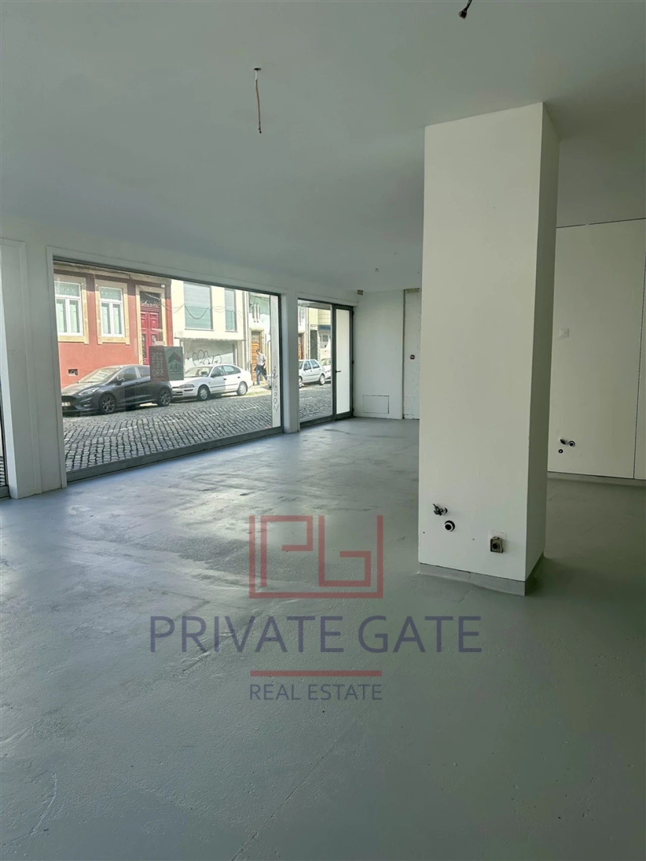 Loja para Arrendamento em Paranhos Foto 20