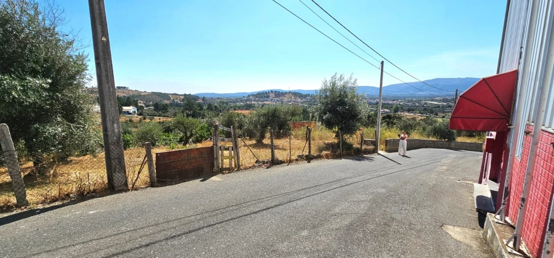 Terreno para Venda em Dominguizo Foto 2