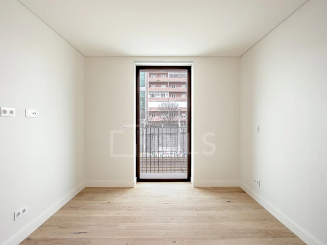 Apartamento T3 para Venda em Areeiro Foto 10