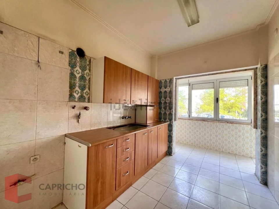 Apartamento T2 para Venda em Oeiras e São Julião da Barra, Paço de Arcos e Caxias Foto 3