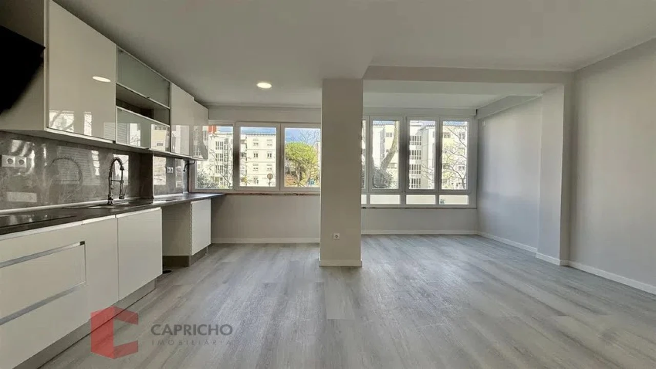 Apartamento T2 para Venda em Oeiras e São Julião da Barra, Paço de Arcos e Caxias Foto 3