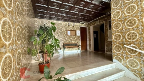 Apartamento T2 para Venda em Oeiras e São Julião da Barra, Paço de Arcos e Caxias