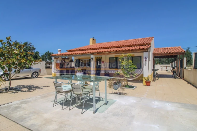 Moradia T2 para Venda em Marinhais