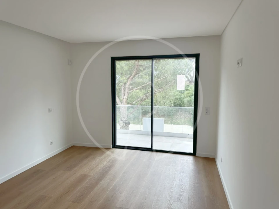 Moradia T4 para Venda em Alcabideche Foto 10