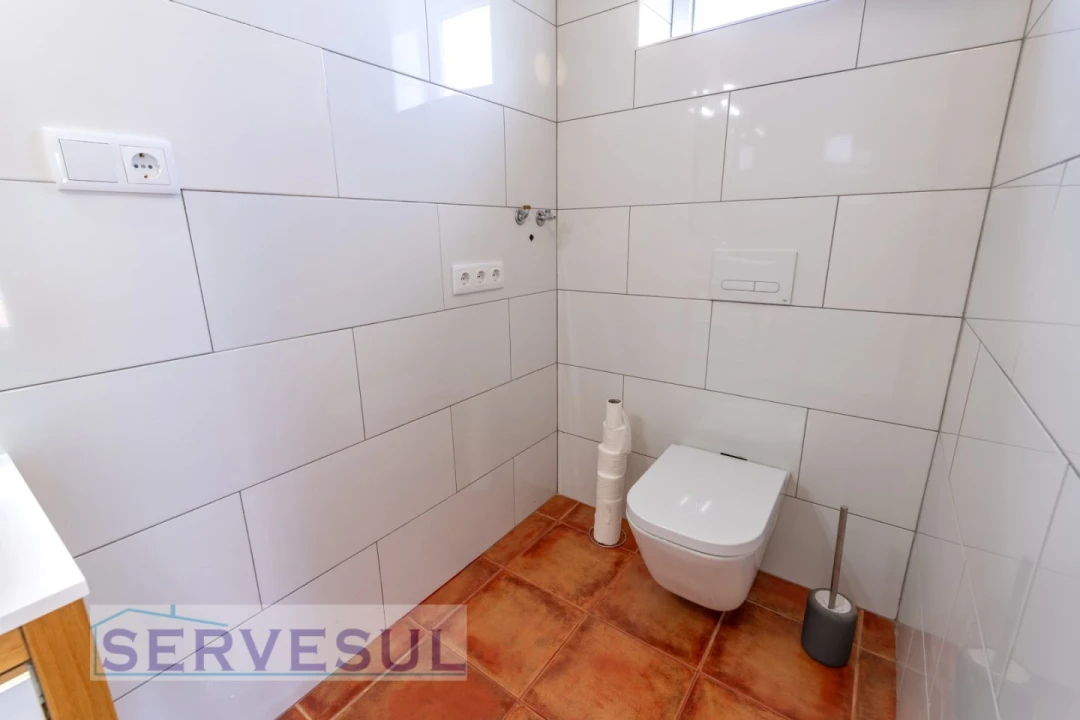 Moradia T4 para Venda em Silves Foto 33