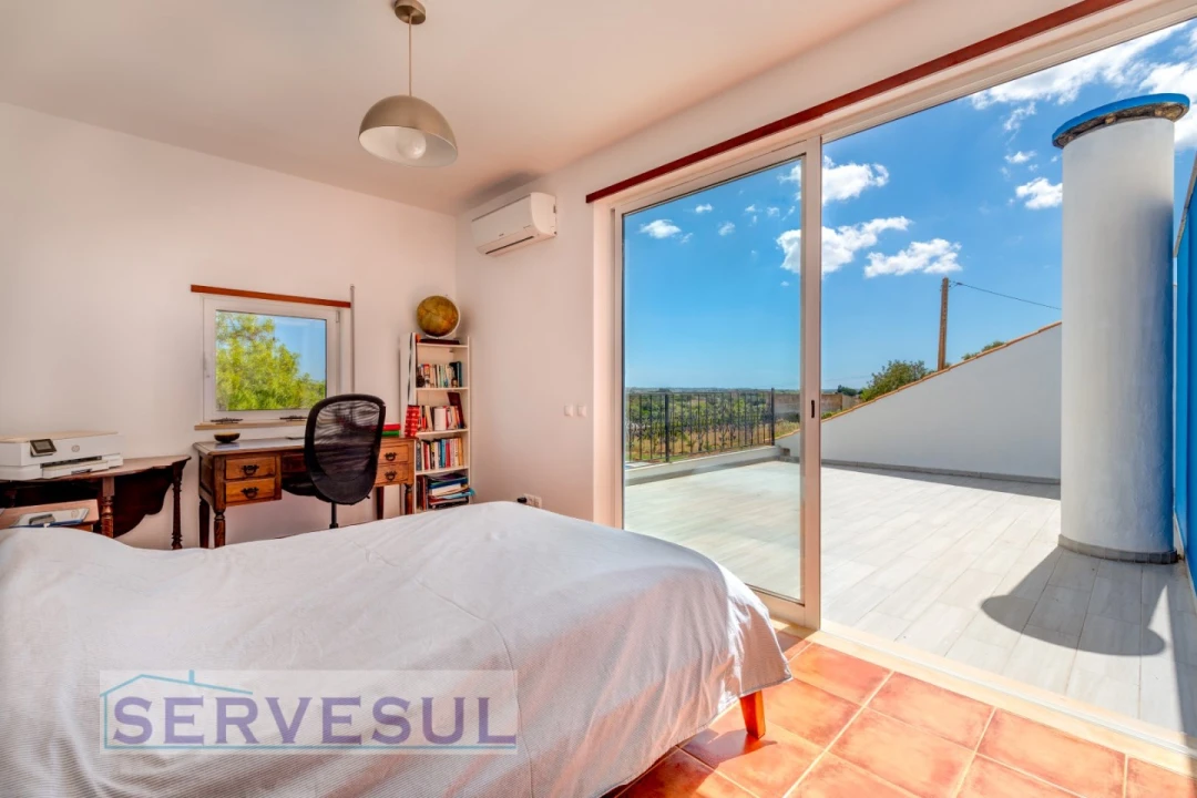 Moradia T4 para Venda em Silves Foto 26