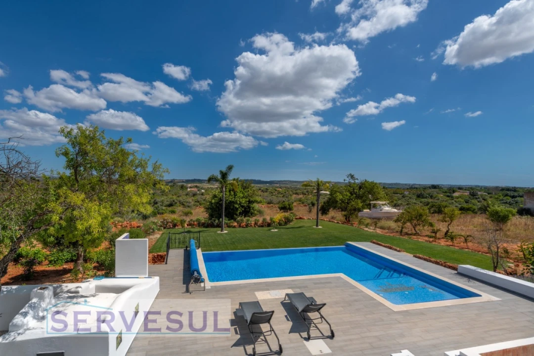 Moradia T4 para Venda em Silves Foto 49