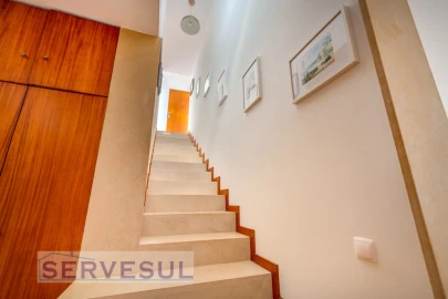 Moradia T4 para Venda em Silves