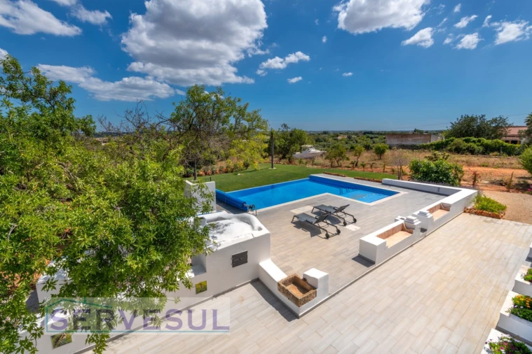 Moradia T4 para Venda em Silves Foto 47