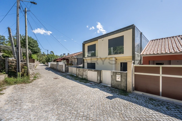 Moradia T3 para Venda em Caires Foto 2