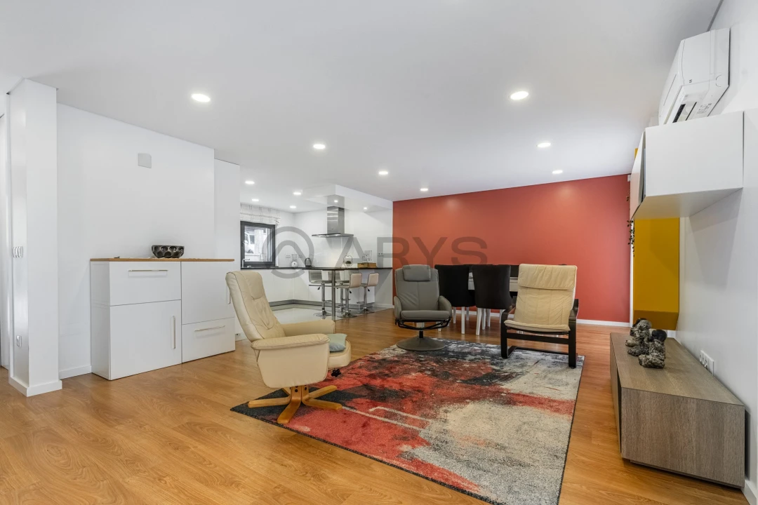 Moradia T3 para Venda em Caires Foto 3