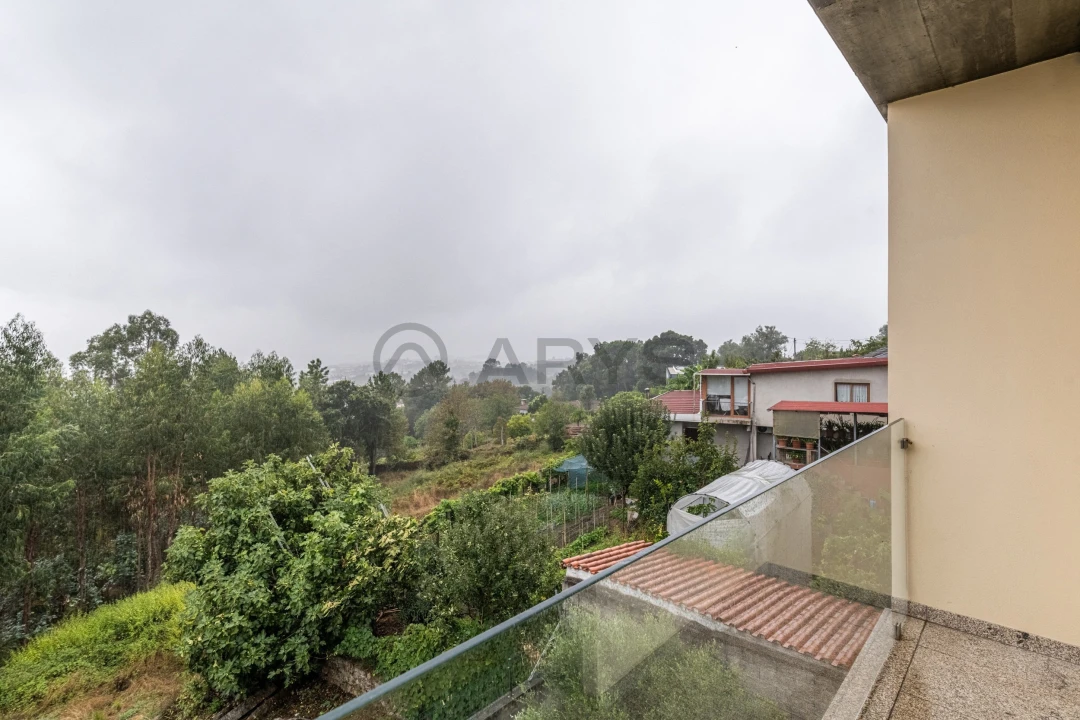 Moradia T3 para Venda em Caires Foto 17