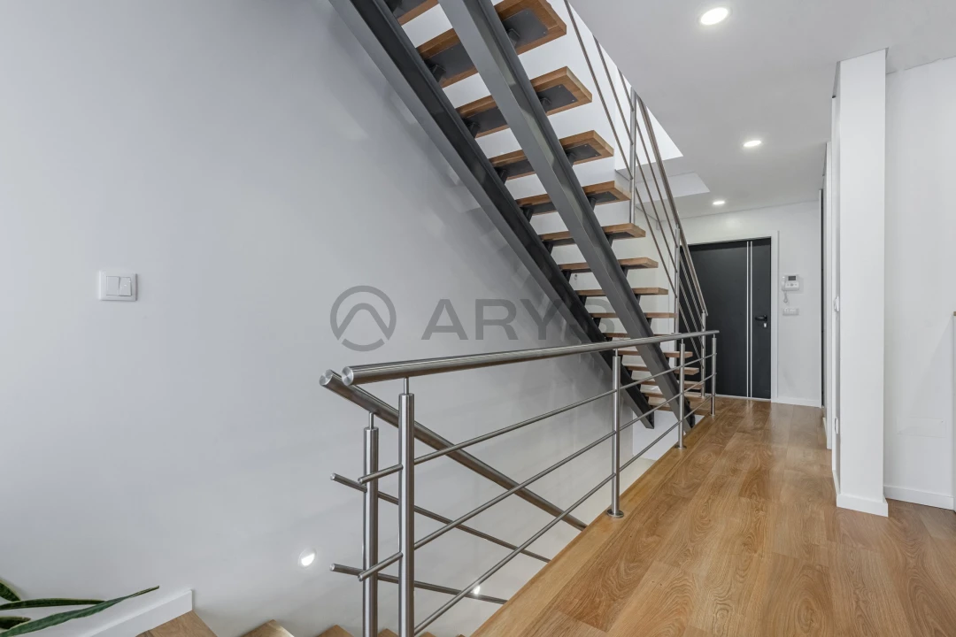 Moradia T3 para Venda em Caires Foto 9