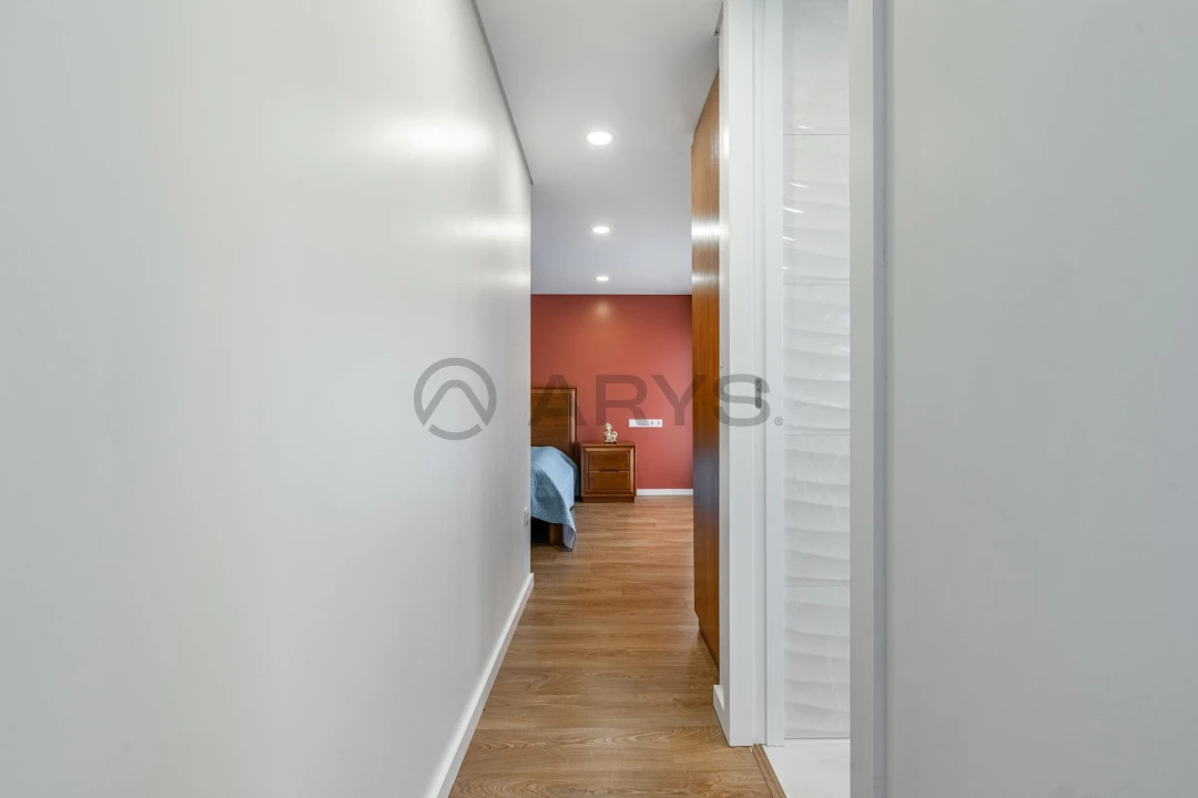 Moradia T3 para Venda em Caires Foto 13