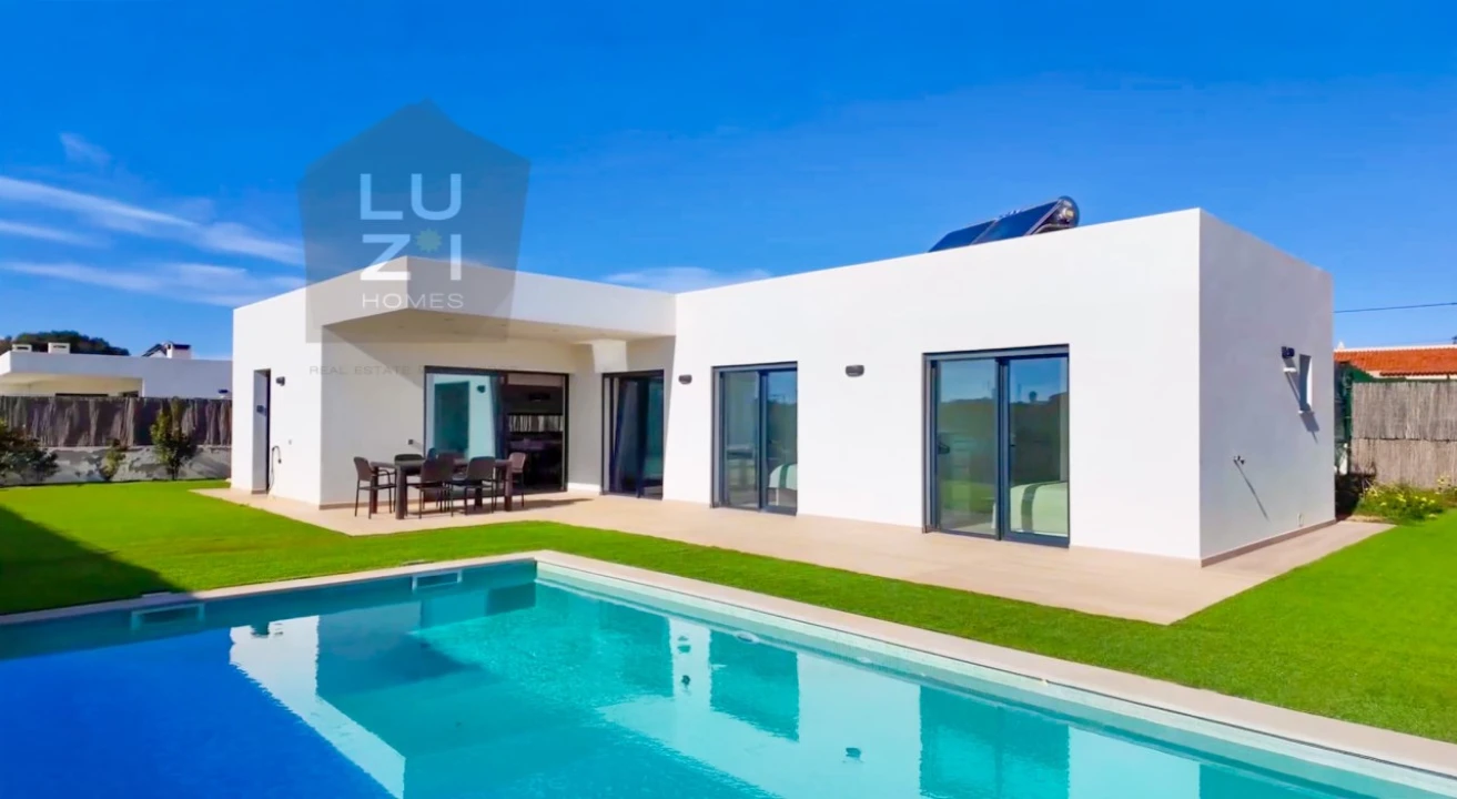 Moradia T3 para Venda em Vila de Sagres Foto 1