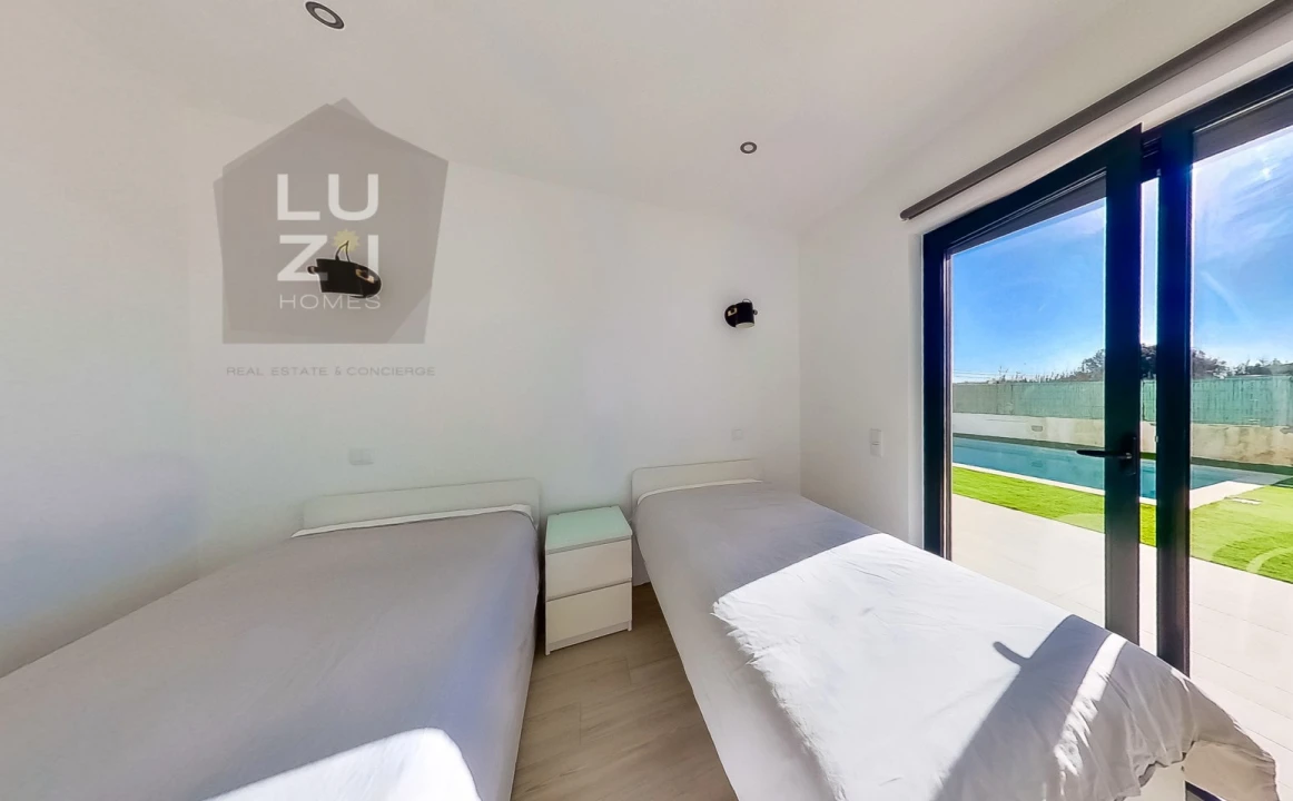 Moradia T3 para Venda em Vila de Sagres Foto 27