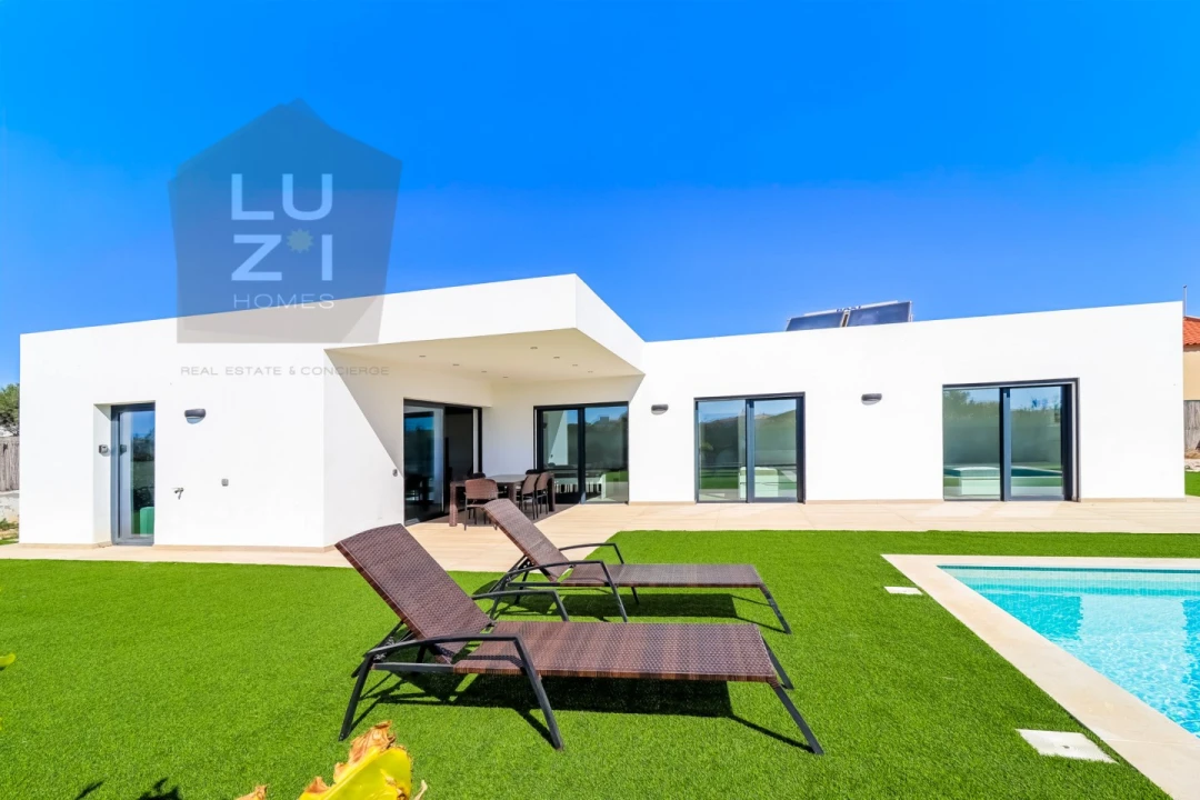 Moradia T3 para Venda em Vila de Sagres Foto 4