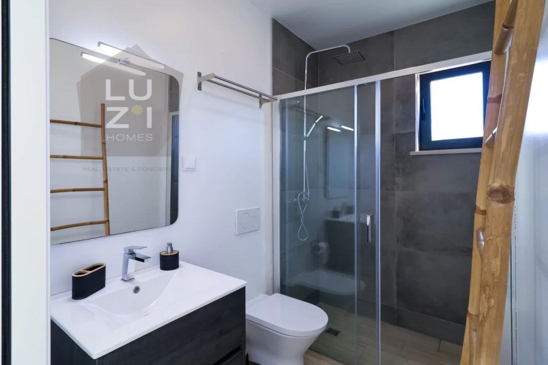 Moradia T3 para Venda em Vila de Sagres Foto 29