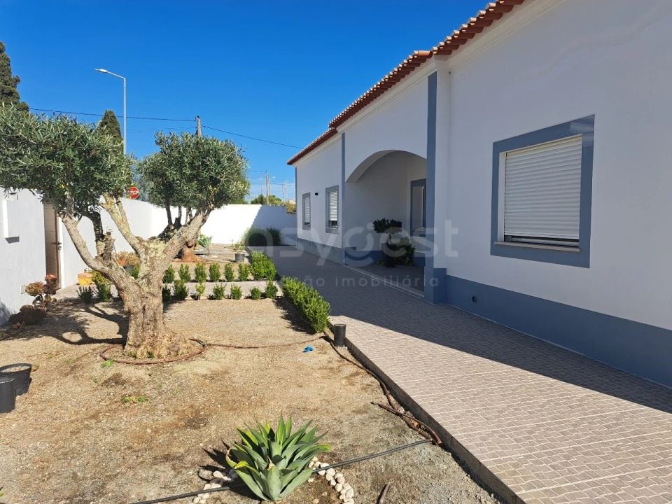 Moradia T4 para Venda em Ferreira do Alentejo e Canhestros Foto 5