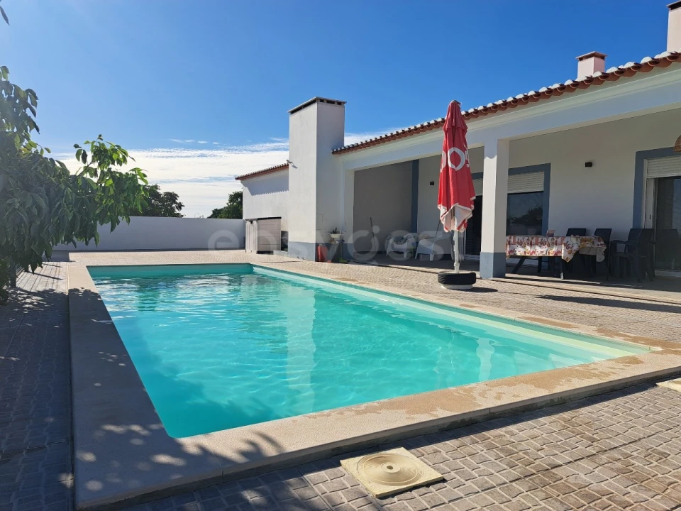 Moradia T4 para Venda em Ferreira do Alentejo e Canhestros Foto 12