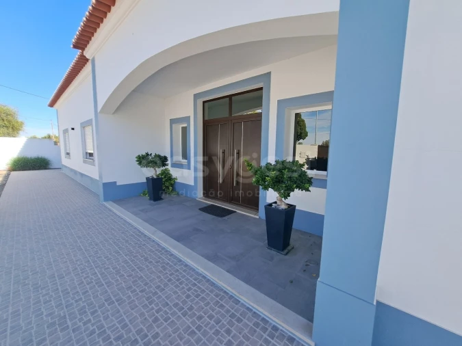 Moradia T4 para Venda em Ferreira do Alentejo e Canhestros