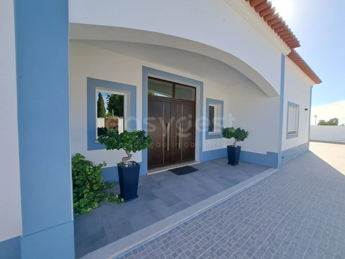 Moradia T4 para Venda em Ferreira do Alentejo e Canhestros Foto 3