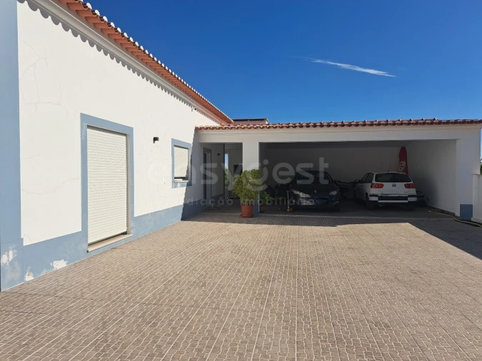 Moradia T4 para Venda em Ferreira do Alentejo e Canhestros Foto 4