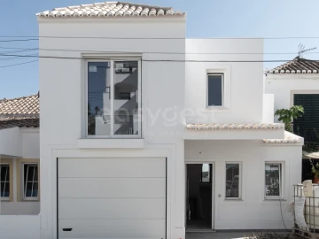 Moradia T3 para Venda em Tavira (Santa Maria e Santiago)