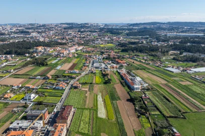 Terreno para Venda em Gulpilhares e Valadares