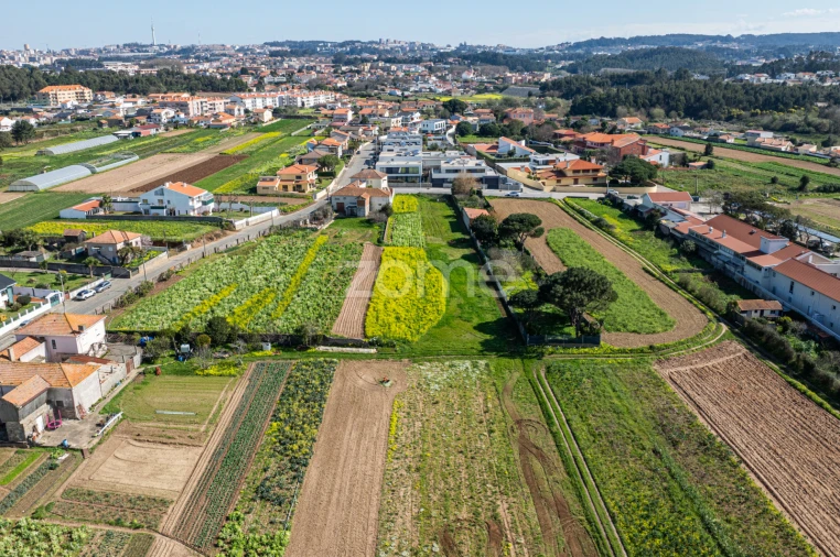 Terreno para Venda em Gulpilhares e Valadares Foto 14